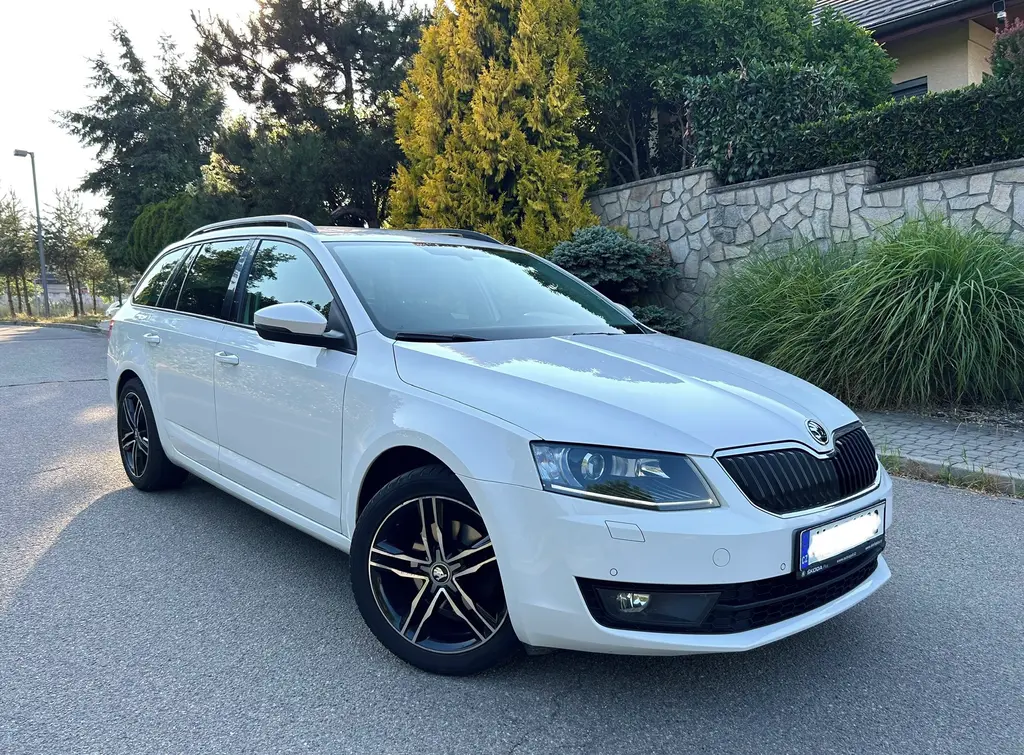 Škoda Octavia Combi 1.4TSi STYLE + ČR, 123 000km